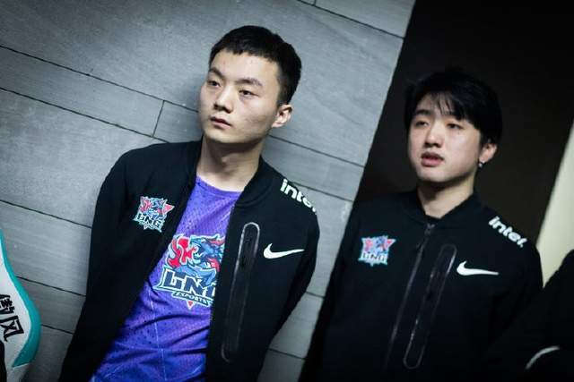 j9九游会 - TheShy在瑞士队比赛中连败，赛况扑朔迷离引发热议！