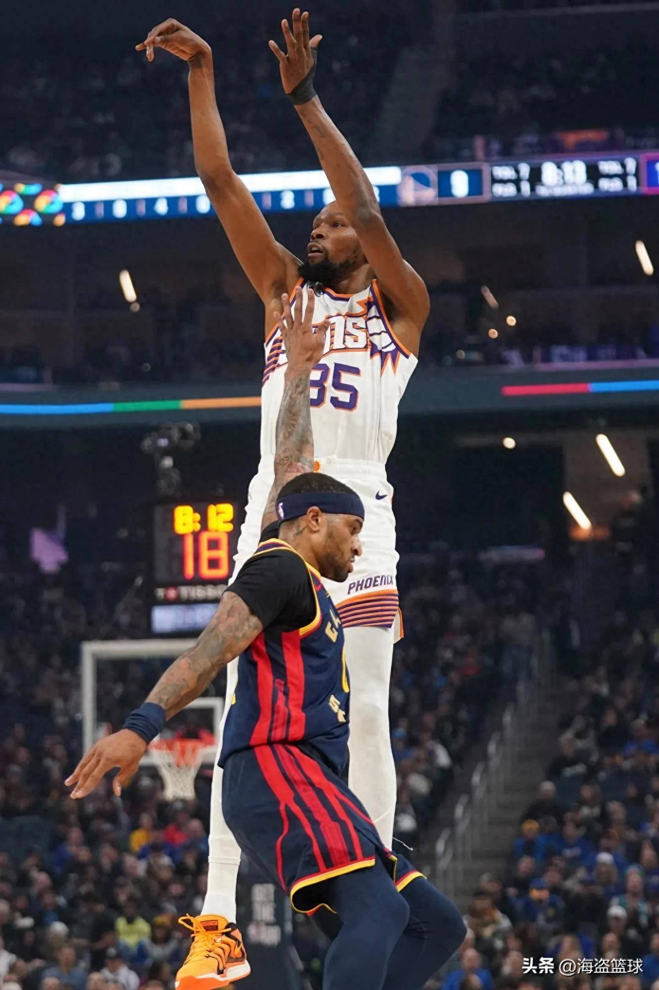 九游体育网站入口 - 杜兰特迎来三赛季高光表现，SKT球迷沸腾！